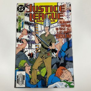 JUSTICE LEAGUE AMERICA 44 SIGNED ADAM HUGHES NM NEAR MINT DC COMICS