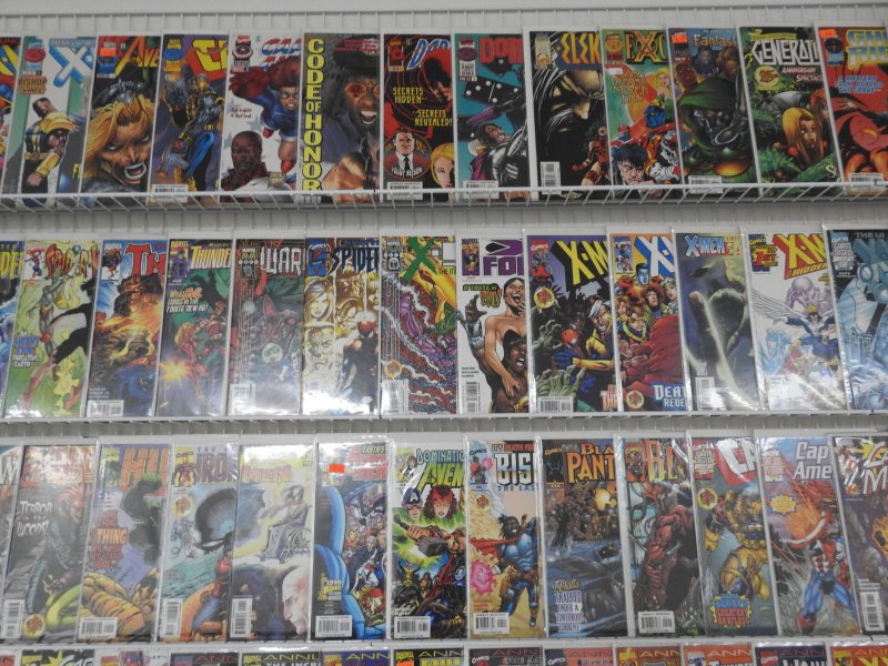 Huge Lot 120+ Comics W/ Avengers, Spider-Man, X-Men, Hulk+ Avg VF+ Condition!