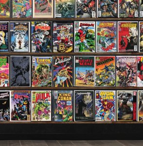 Huge Lot 150+ Comics with Wolverine, Avengers, The Avengers & More!