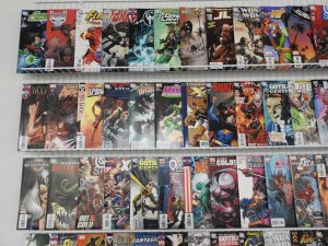 Huge Lot 200+ Comics W/ Hulk, Deadpool, X-Men, Punisher+ Avg Fine/VF Condition!!