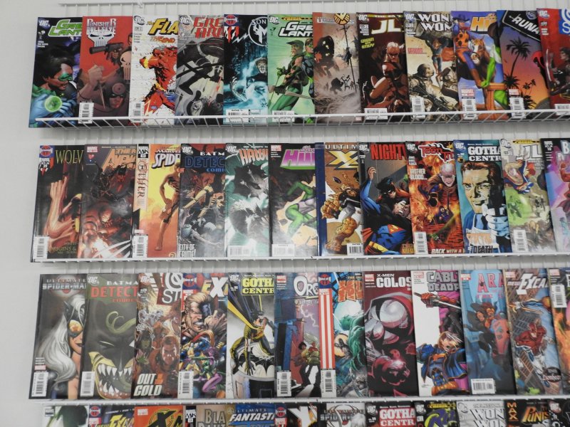 Huge Lot 200+ Comics W/ Hulk, Deadpool, X-Men, Punisher+ Avg Fine/VF Condition!!