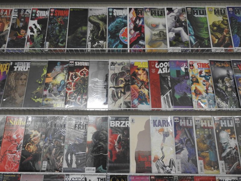 Huge Lot 130+ Comics W/ Immortal Hulk, Symbiote Spider-Man+ Avg VF Condition!!