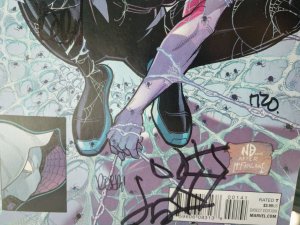 Spider Gwen #1, 2xSS Bradshaw Variant