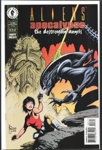 Aliens: Apocalypse - The Destroying Angels #3 (1999) Alien / Aliens