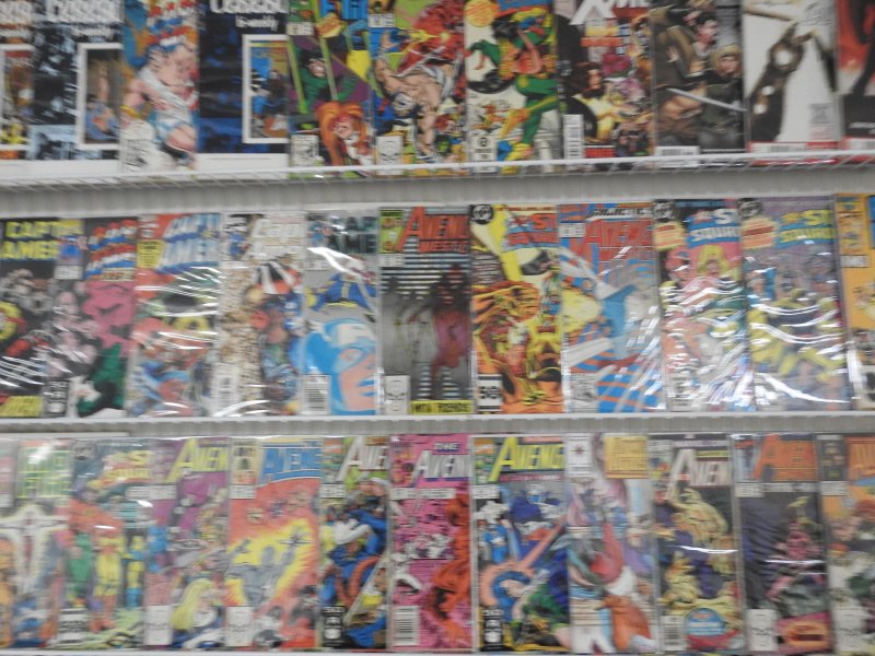 Huge Lot 120 Comics W/ Avengers, Cerebus, AvX, Alpha Flight+ Avg VF- Condition!