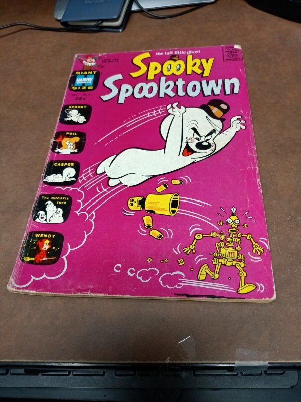 SPOOKY SPOOKTOWN #31 Harvey Giant Size Comics 1969 - The Tough Little Ghost tv