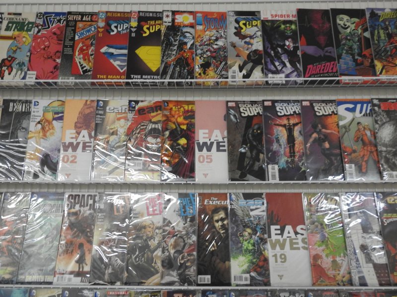 Huge Lot 120+ Comics W/ Daredevil, Superman, Spider-Man+ Avg VF Condition!!