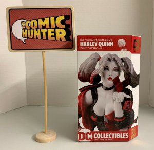 DC Collectibles Harley Quinn Red White & Black Stanley Artgerm Lau Statue 