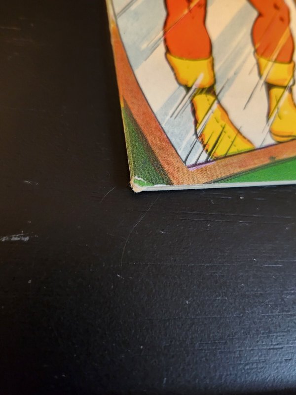 Captain Marvel Adventures #45 - C. C. Beck Art (7.0/7.5) 1945