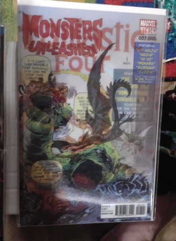 MONSTERS UNLEASHED # 1 2017 MARVEL FANTASTIC FOUR 1  LENTICULAR FACIMILE COVER