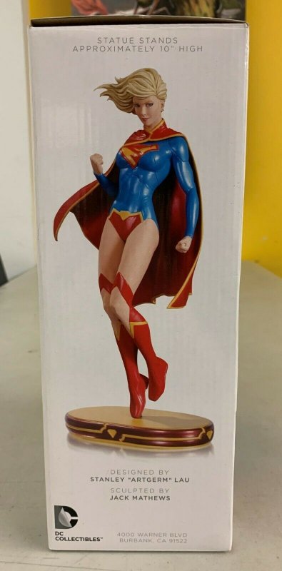 DC Comics Cover Girls Supergirl Statue Numbered Limited Edition 1297/5200 