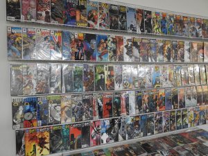 Huge Lot 140+ Comics W/ Batman, Flash, Eternal Warrior, +More! Avg VF Condition!