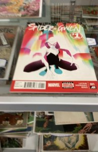 Spider-Gwen #1 (2015) Spiderverse Key! Super-High_-Grade NM wow!