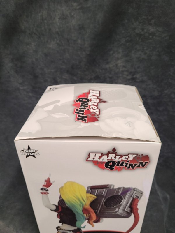 DC Comics Rebirth HARLEY QUINN BOOMBOX Statue Figure