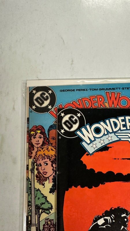 2 Wonder Woman DC Comic Books # 31 32 Batman Superman Atom Flash 74 CT2