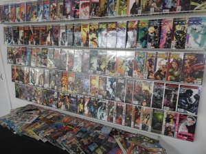 Huge Lot 180+ Comics W/ Ultimate X-Men Complete set, Batman, +More! Avg VF- Cond