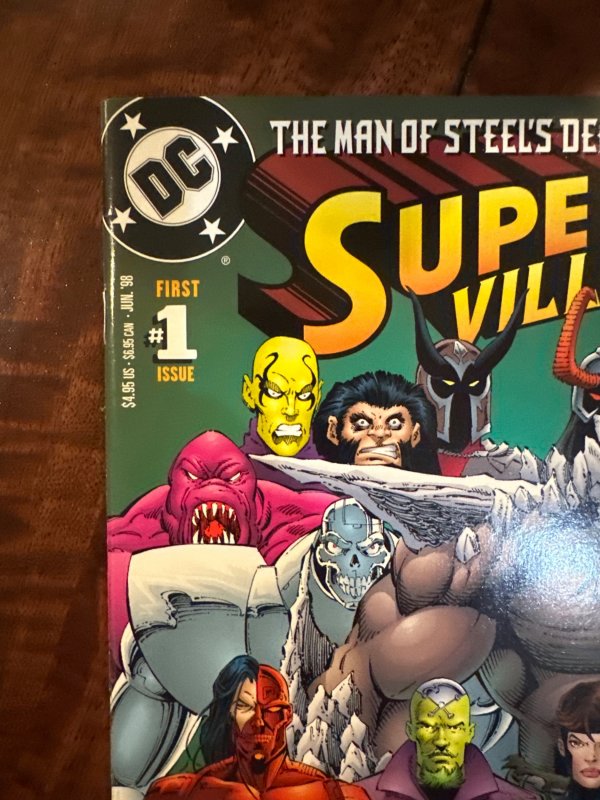 Superman Villains: Secret Files & Origins (1998)