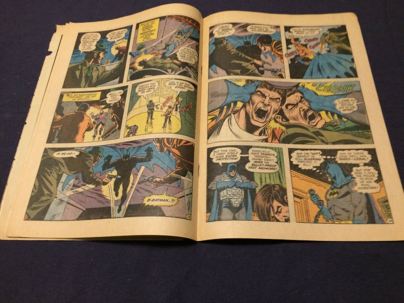 Detective Comics #430 GD DC Comics (1972) Clue of the False Faces 