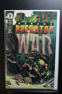 Aliens vs. Predator: War #2 (1995)