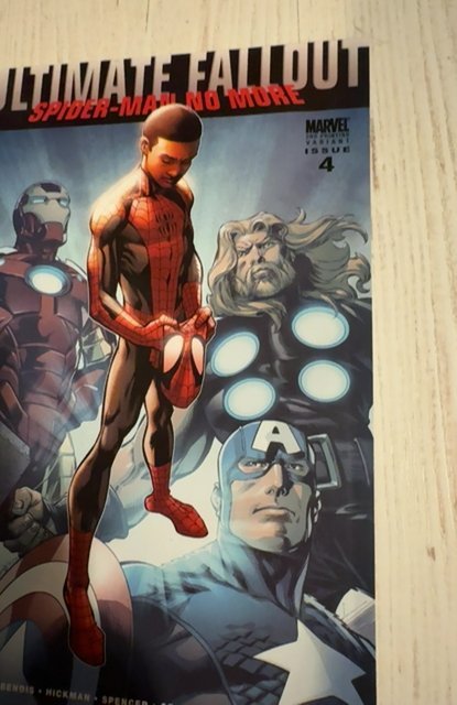 Ultimate Fallout #4 (2011) 2nd print variant- some rippling- needs apress