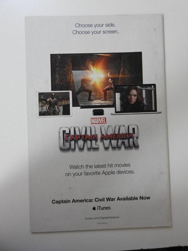 Champions #1 2016 NYCC Exclusive Barry Bradfield Mini Mates Variant (2016)