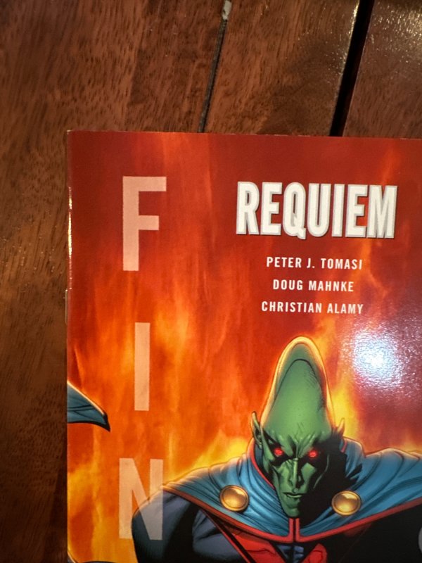 Final Crisis: Requiem (2008)