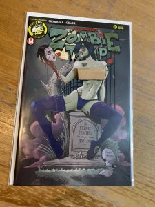 ZOMBIE TRAMP  35 RISQUE PRINCESS LEIA NM 9.4, 1ST PRINT, ACTION LABS  *ra