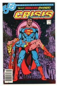 Crisis on Infinite Earths #7 George Pérez Death of Supergirl Newsstand NM-