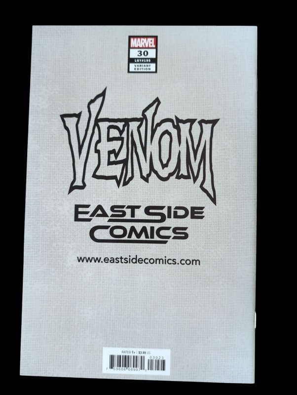 Venom #30 Garner Amazing Spiderman 300 McFarlane Homage Red Variant Marvel NM