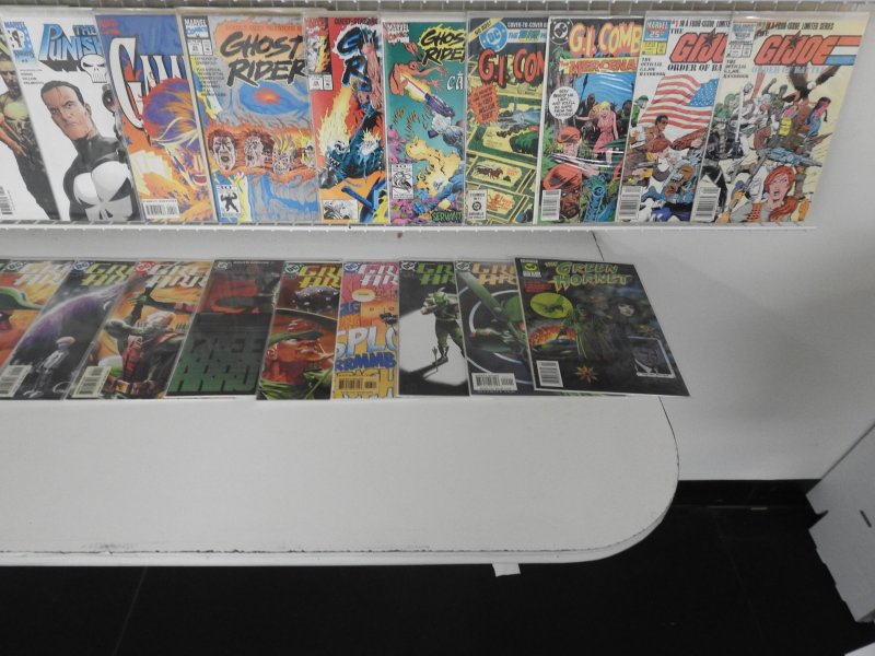 Huge Lot of 140+ Comics W/ Punisher, Flash, Green Lantern Avg. VF- Condition!