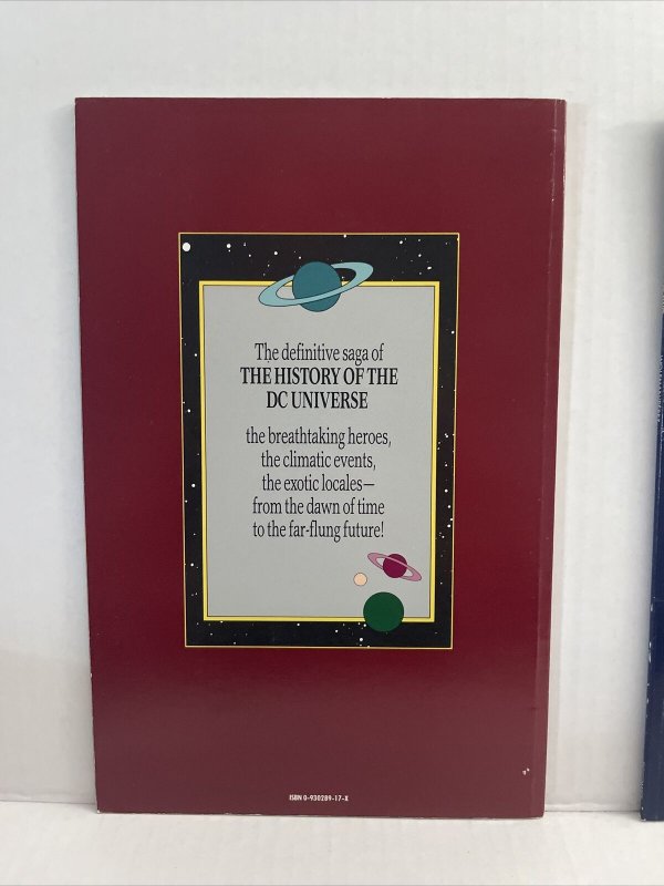 History Of The Dc Universe #1 And 2 TPB ￼