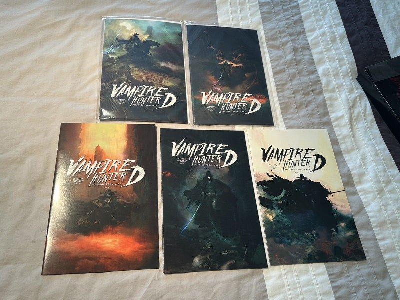 Vampire Hunter D Message From Mars Jae Lee Ryan Benjamin 15 Prints 30 Comics Box