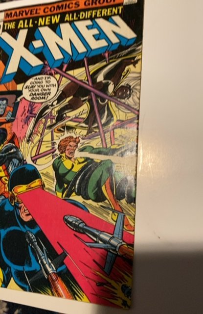 The X-Men #110 (1978) vs Warhawk and Dangerroom