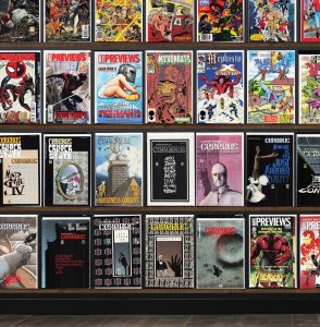 Huge Lot 130+ Comics with Marvel Previews, Hero Sandwich & More!