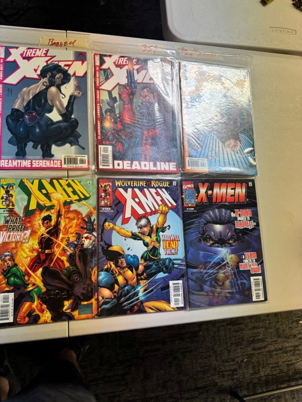 Lot of 10 Comic Lot (see pictures) 359-16