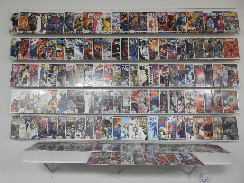 Huge Lot 140+ Comics W/ X-Men, War Machine, Spider-Man+ Avg VF-NM Condition!