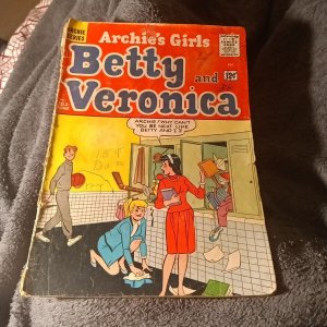 Archie's Girls Betty and Veronica #102 Mlj Comics 1964 Silver Age Teen Humor GGA