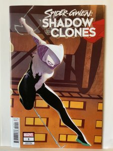 Spider-Gwen: Shadow Clones