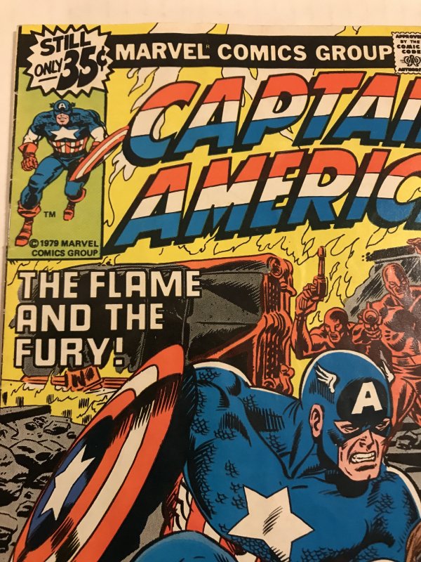 Captain America #232 : Marvel 4/79 Gd+; Jim Shooter