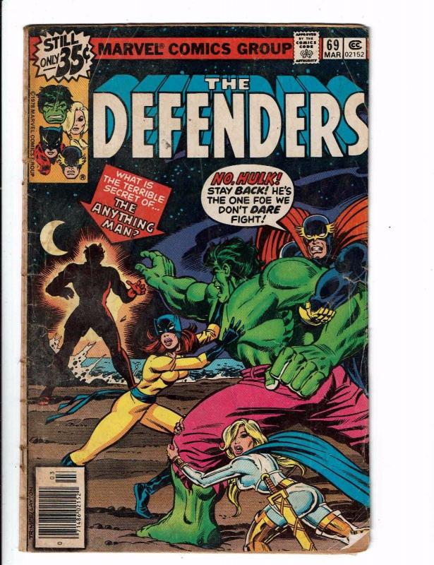 3 Defenders Marvel Comic Books #44 69 91 Hulk Dr. Strange Luke Cage Hellcat J116