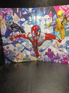 Mighty Morphin Power Rangers #41 & #42 (2019) adjoining cvrs