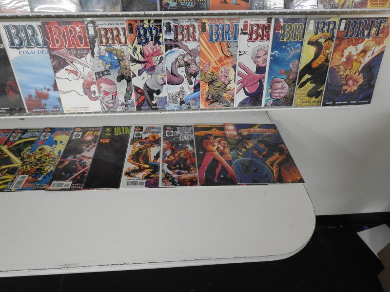 Huge Lot 140+ Indy Comics W/ DHP, Brit, Predator, Aliens+ Avg VF+ Condition!