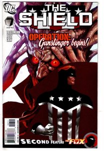 The Shield #7 (2010) The Fox DC Comics