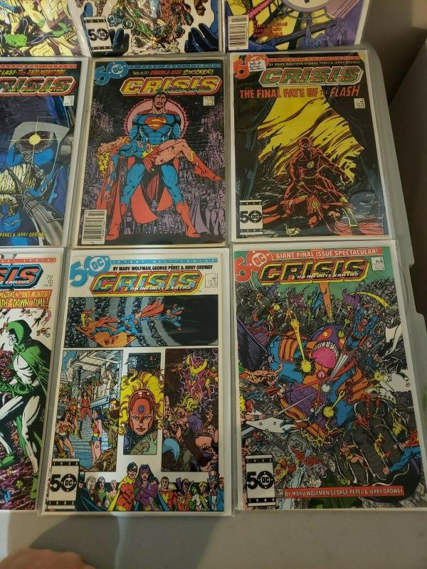 Crisis on Infinite Earths 1-12 Whole run. Near Mint. Death of Barry Allen.