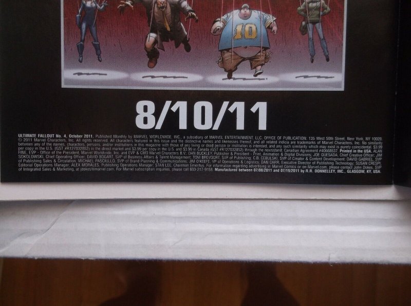 MARVEL: ULTIMATE FALLOUT #4, 1ST MILES MORALES APPEARANCE/PRINTING, MAJOR KEY!!! 