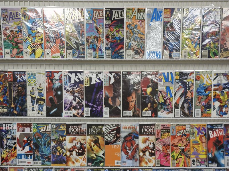Huge Lot 140+ Comics W/ X-Men, Avengers, Batman, +More AVG VF-