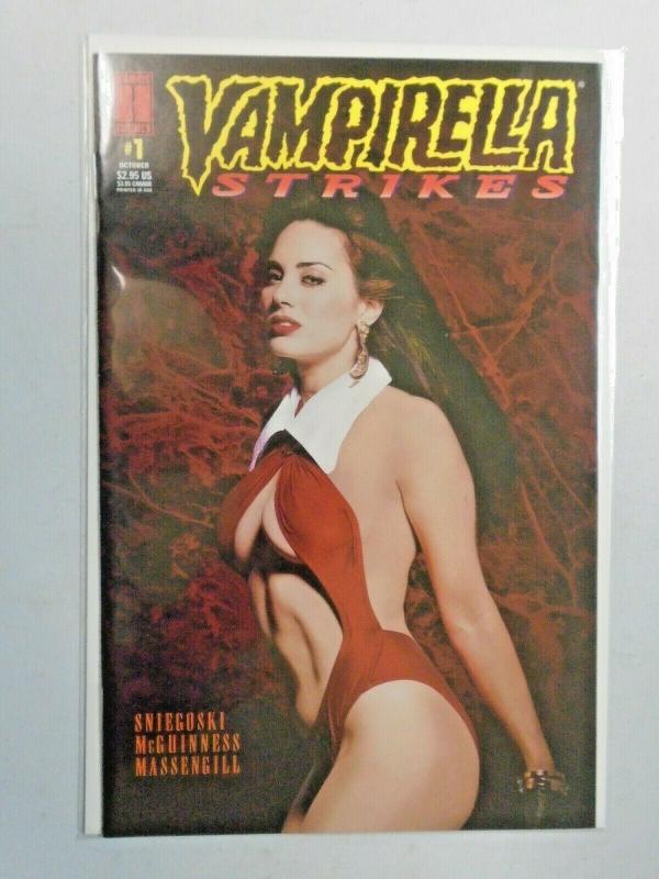 Vampirella Strikes #1 8.0 VF (1995)