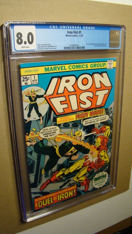 IRON FIST 1 *CGC 8.0 WHITE PAGES* VS IRON MAN 1ST SOLO 1975 CLASSIC MARVEL