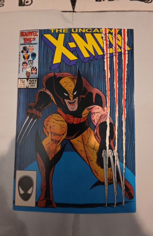 The Uncanny X-Men #207 (1986)GHOSTs vs Rachel phoenix 2