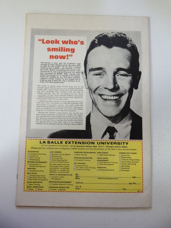 Fantastic Four #128 (1972) Fabulous FF's Friends & Foes insert intact FN...